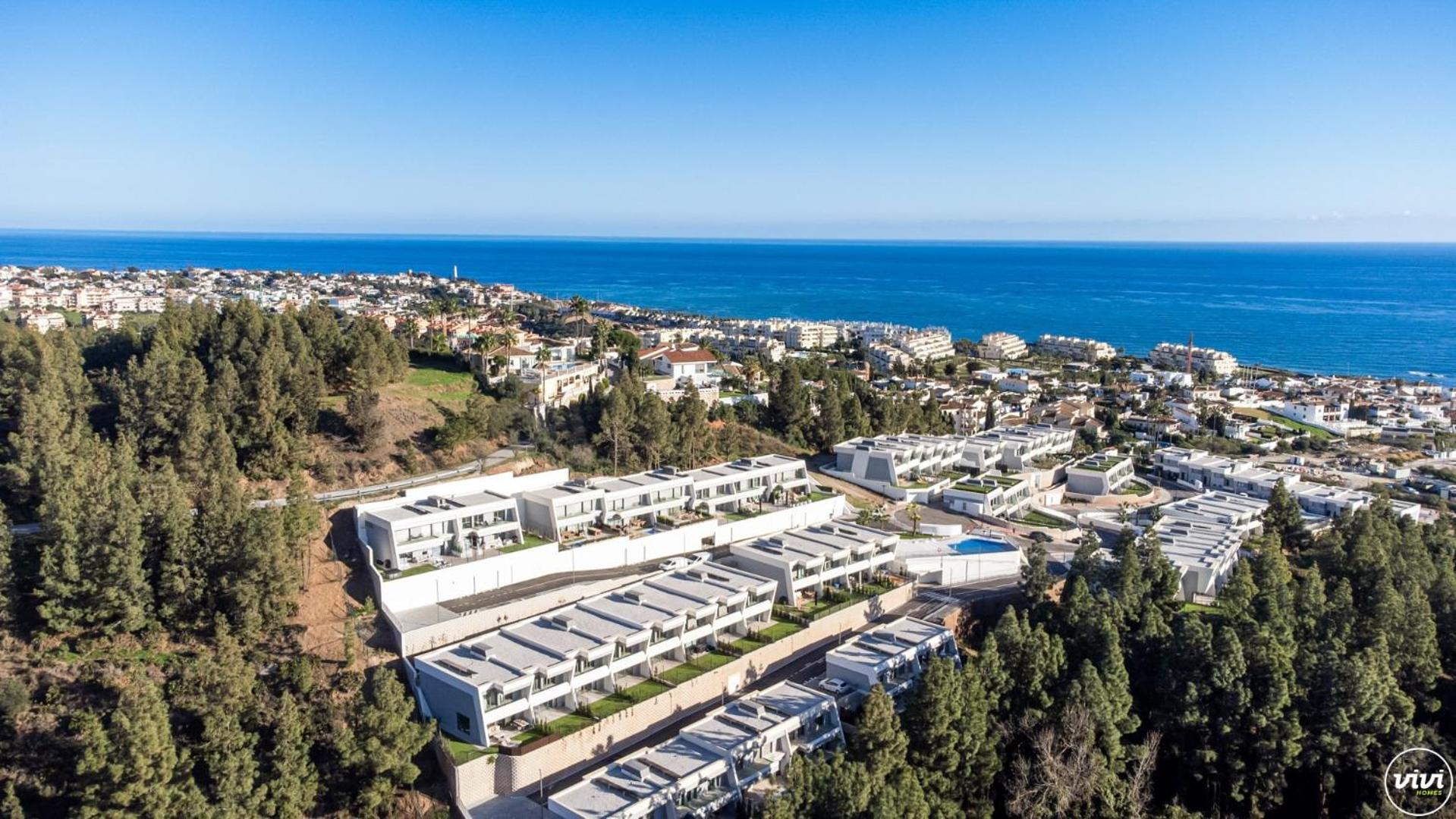Vivi Homes - Elies House Pool, Gym, Spa & Sea View El Faro Exteriör bild