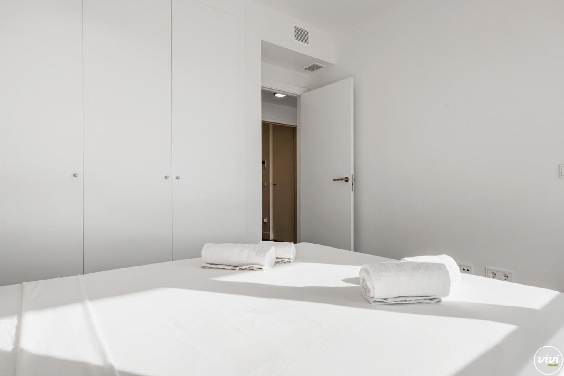 Vivi Homes - Elies House Pool, Gym, Spa & Sea View El Faro Exteriör bild
