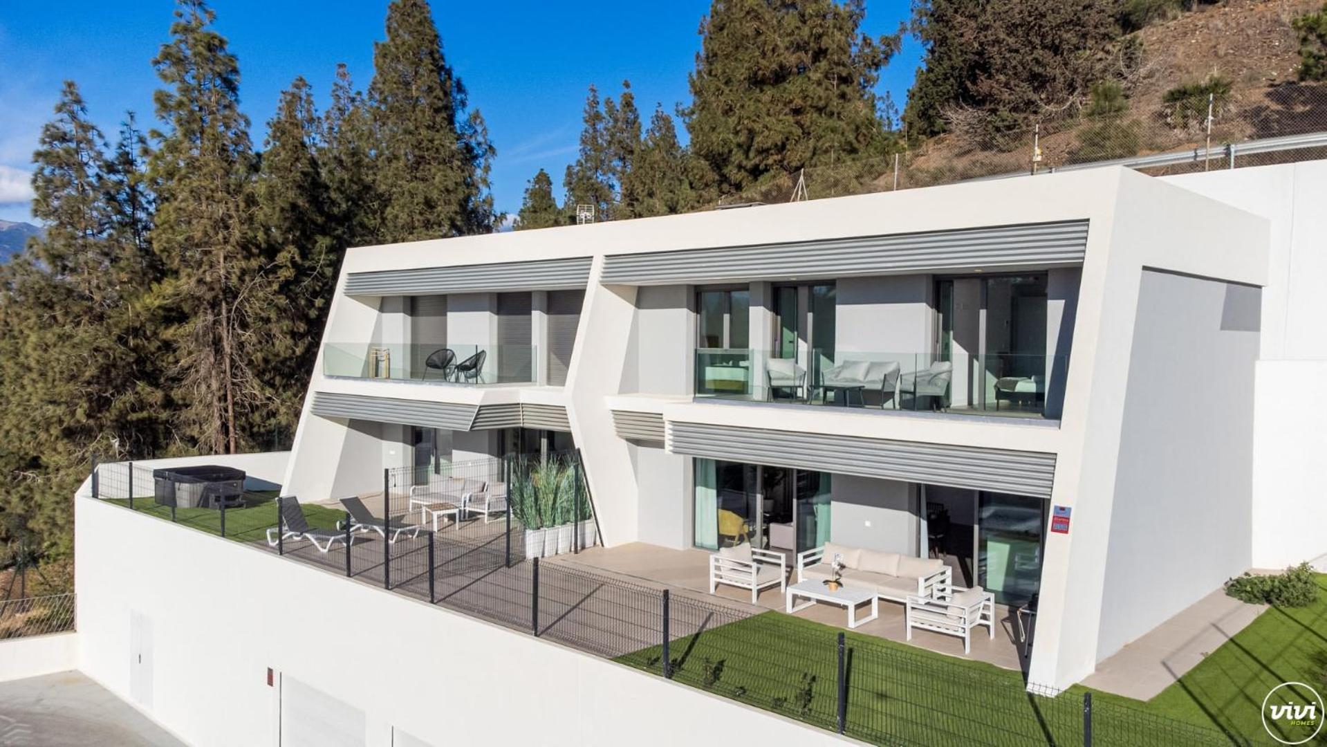 Vivi Homes - Elies House Pool, Gym, Spa & Sea View El Faro Exteriör bild