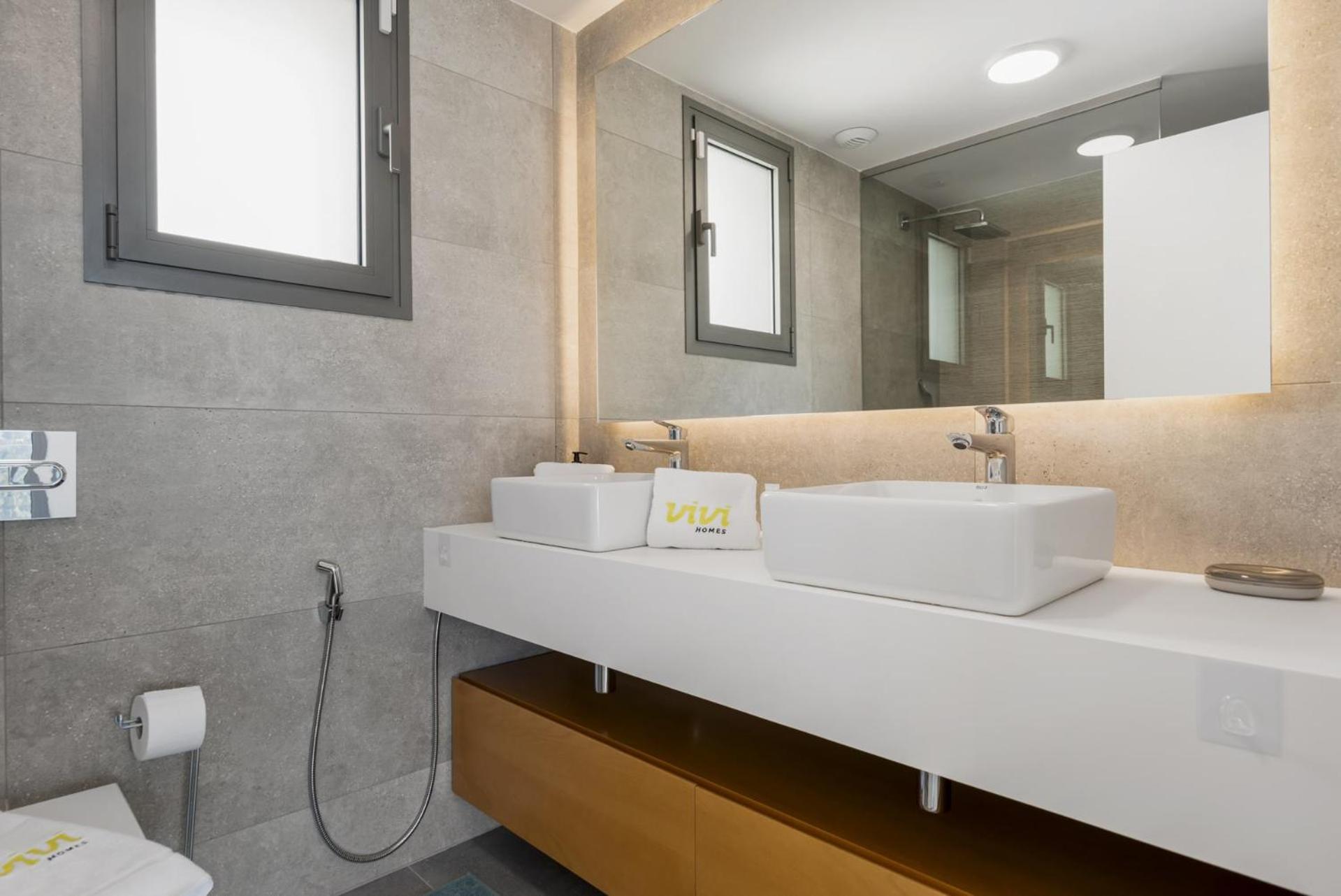 Vivi Homes - Elies House Pool, Gym, Spa & Sea View El Faro Exteriör bild